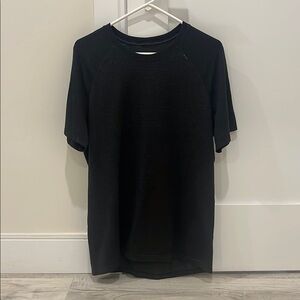 Lululemon Black Short Sleeve Tee